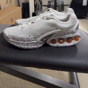 AIR MAX DN SAFARI LIMITED EDITION - MENS SIZE 9.5 50% off!